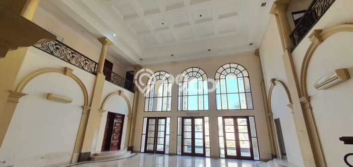 Ready to Use! Premium House LT 990m2 Desain Modern di patra kuningan Ready to Use! Premium House LT 990m2 Desain Modern di patra kuningan