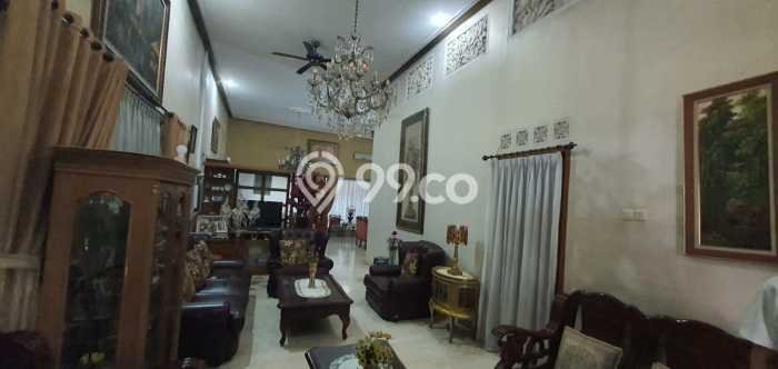 Rumah Strategis di Tebet, Dekat Kawasan Bisnis, Jakarta Selatan - 4 Kamar Tidur Rumah Strategis di Tebet, Dekat Kawasan Bisnis, Jakarta Selatan - 4 Kamar Tidur