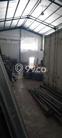 AREA KOMERSIAL! Gudang Kawasan Cakung, Luas 240m², Lokasi Premium AREA KOMERSIAL! Gudang Kawasan Cakung, Luas 240m², Lokasi Premium