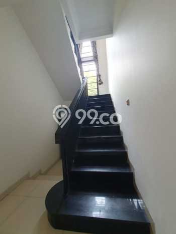 Rumah di Sunter, 4 KM, Pemandangan Kota, LT 168m² Bangunan 350m² Rumah di Sunter, 4 KM, Pemandangan Kota, LT 168m² Bangunan 350m²