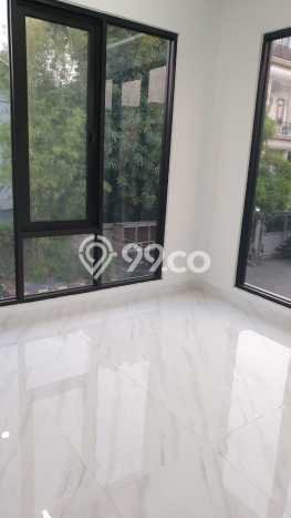 Rumah Elit Modern Siap Huni di Sunter Jakarta Utara Rumah Elit Modern Siap Huni di Sunter Jakarta Utara