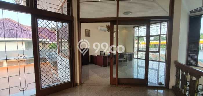 Rumah Luxury Modern Tanpa Renovasi di Sunter Jakarta Utara Rumah Luxury Modern Tanpa Renovasi di Sunter Jakarta Utara