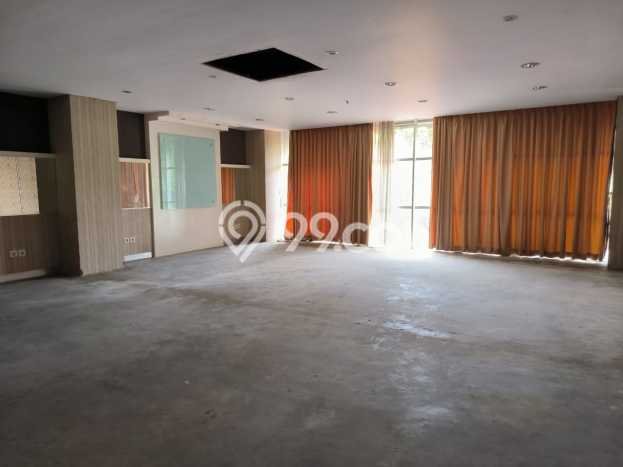 PELUANG EMAS! Komersial Kawasan , Luas 2252m2m², Pusat Komersial PELUANG EMAS! Komersial Kawasan , Luas 2252m2m², Pusat Komersial