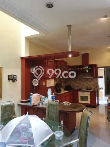 Rumah Tenang di Sunter, 3 KM, LT 270m² Bangunan 400m² Rumah Tenang di Sunter, 3 KM, LT 270m² Bangunan 400m²