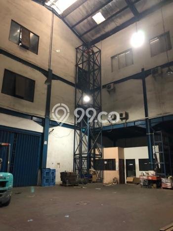SEWA TERBAIK! Gudang Kawasan , Luas 2888m2m², Jalan Utama SEWA TERBAIK! Gudang Kawasan , Luas 2888m2m², Jalan Utama