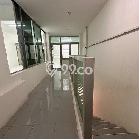 Ruko Disewa di Kebayoran Baru, Jakarta Selatan, LT 140m2 / LB 280m2 Ruko Disewa di Kebayoran Baru, Jakarta Selatan, LT 140m2 / LB 280m2