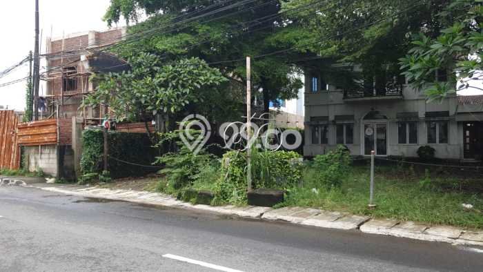 Komersial Bagus Dijual LB 200m2 Lokasi Strategis Bekasi Area Cocok untuk Bisnis Komersial Bagus Dijual LB 200m2 Lokasi Strategis Bekasi Area Cocok untuk Bisnis