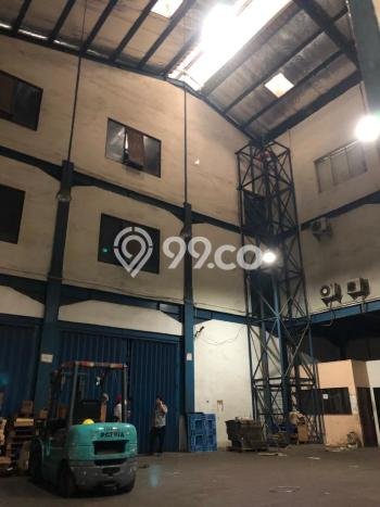 SEWA TERBAIK! Gudang Kawasan , Luas 2888m2m², Jalan Utama SEWA TERBAIK! Gudang Kawasan , Luas 2888m2m², Jalan Utama