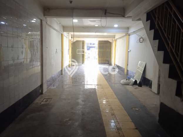 AREA BERKEMBANG! Ruko For Rent Kawasan Tanjung Duren, Luas 200m², Siap Bisnis AREA BERKEMBANG! Ruko For Rent Kawasan Tanjung Duren, Luas 200m², Siap Bisnis