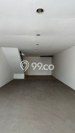 Unit Komersial Disewakan di Jakarta Utara Area Strategis Harga Kompetitif Unit Komersial Disewakan di Jakarta Utara Area Strategis Harga Kompetitif