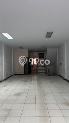 Unit Ruko Disewa Lokasi Sawah Besar, Jakarta Pusat Spesifikasi Luas Bangunan 349m2 Unit Ruko Disewa Lokasi Sawah Besar, Jakarta Pusat Spesifikasi Luas Bangunan 349m2