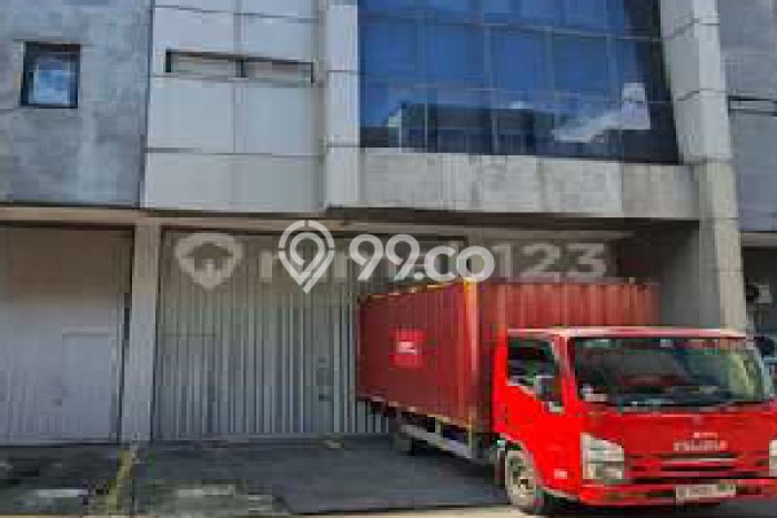 Unit Gudang Dijual di Tebet Jakarta Selatan Luas Bangunan 515m2 Unit Gudang Dijual di Tebet Jakarta Selatan Luas Bangunan 515m2