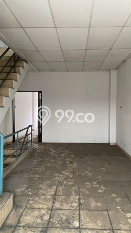 For Rent Ruko Kawasan Cempaka Putih, Luas 384m², Area Berkembang For Rent Ruko Kawasan Cempaka Putih, Luas 384m², Area Berkembang