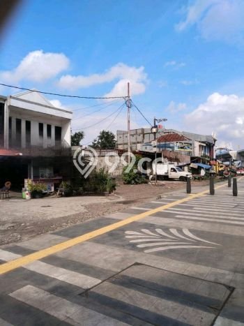 Disewakan Ruko komersial di Cakung luas bangunan 150m2 Disewakan Ruko komersial di Cakung luas bangunan 150m2