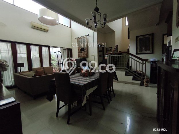 Hunian Mewah Dijual LT 200m2 di Cilandak, Jakarta Selatan Hunian Mewah Dijual LT 200m2 di Cilandak, Jakarta Selatan