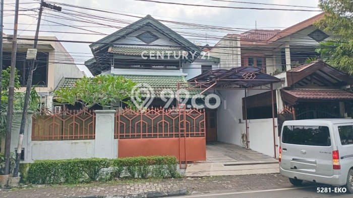 Ready to Use! Luxury House LT 254m2 Desain Modern di Sektor 3 - Bintaro Ready to Use! Luxury House LT 254m2 Desain Modern di Sektor 3 - Bintaro