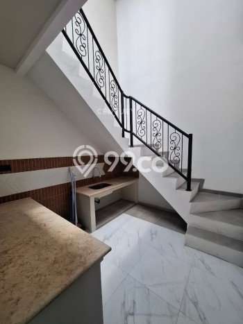 Jual Rumah Mewah Elegan Dengan View Cantik di Bintaro, Tangerang Selatan Jual Rumah Mewah Elegan Dengan View Cantik di Bintaro, Tangerang Selatan