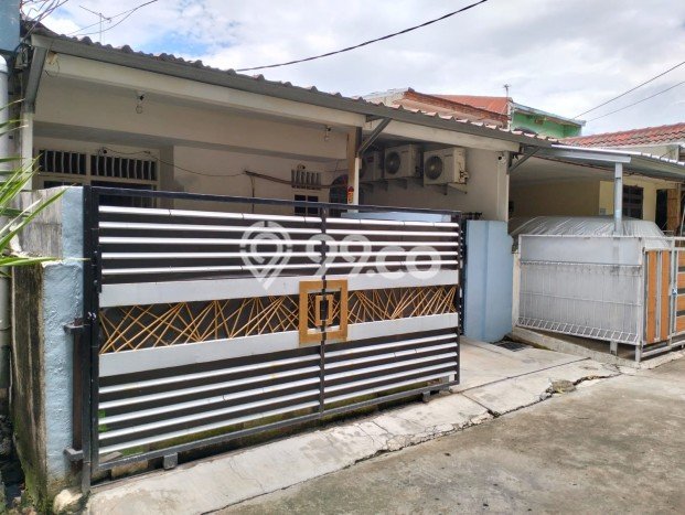 Jual Rumah Eksklusif 3 KT di Golden City, Bekasi Jual Rumah Eksklusif 3 KT di Golden City, Bekasi