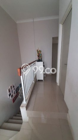 Rumah Luas Asri 3 KT Siap Pakai di Grand Wisata Bekasi Rumah Luas Asri 3 KT Siap Pakai di Grand Wisata Bekasi