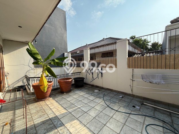 Rumah Luxury Modern Siap Huni di Pondok Kelapa Jakarta Timur Rumah Luxury Modern Siap Huni di Pondok Kelapa Jakarta Timur