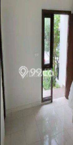 Rumah Berkualitas dengan 2 Kamar Tidur di Lingkungan Asri Summarecon Bekasi, Bekasi Rumah Berkualitas dengan 2 Kamar Tidur di Lingkungan Asri Summarecon Bekasi, Bekasi
