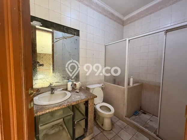 Rumah Luxury Modern Siap Huni di Pondok Kelapa Jakarta Timur Rumah Luxury Modern Siap Huni di Pondok Kelapa Jakarta Timur
