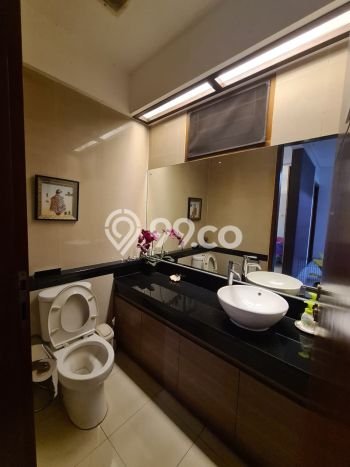 Ready to Use! Premium House LT 1019m2 Desain Modern di Kemang Ready to Use! Premium House LT 1019m2 Desain Modern di Kemang