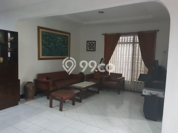 Jual Rumah Luas Megah Dengan View Cantik di Pulo Asem, Jakarta Timur Jual Rumah Luas Megah Dengan View Cantik di Pulo Asem, Jakarta Timur