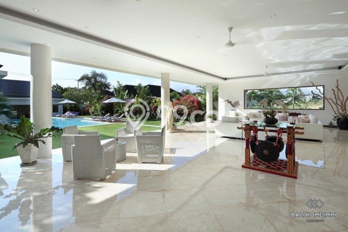 Dijual Rumah Luas Elegan Dengan View Eksklusif di Canggu, Badung Dijual Rumah Luas Elegan Dengan View Eksklusif di Canggu, Badung