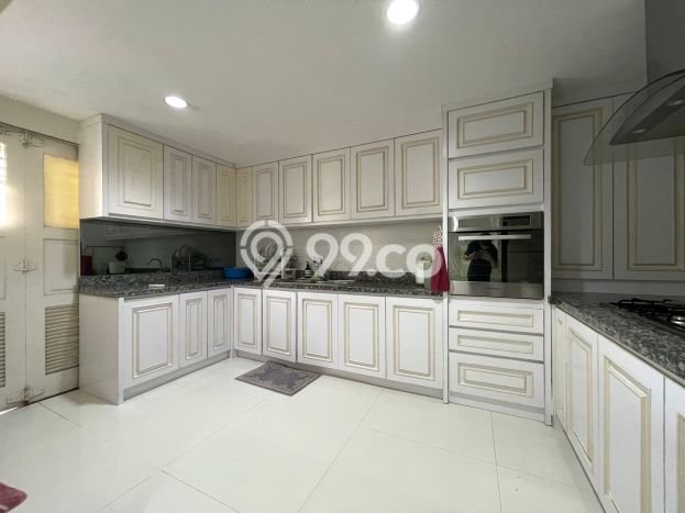 Rumah Luxury Modern Siap Huni di Pantai Indah Kapuk Jakarta Utara Rumah Luxury Modern Siap Huni di Pantai Indah Kapuk Jakarta Utara