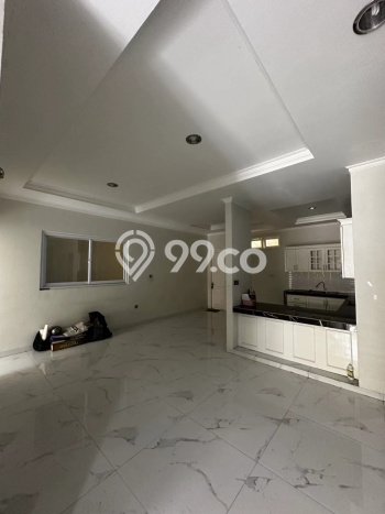 Hunian Elit LB 300m2 Siap Pakai Desain Elegan di Taman Grisenda, Jakarta Utara Hunian Elit LB 300m2 Siap Pakai Desain Elegan di Taman Grisenda, Jakarta Utara