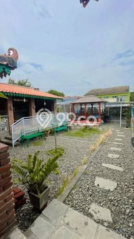 Unit Komersial Dijual di Majalengka LT 200m2 & LB 50m2 Unit Komersial Dijual di Majalengka LT 200m2 & LB 50m2