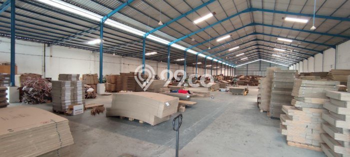 Gudang di Gatak, Luas 3025m², Jalan Utama, Area Strategis Gudang di Gatak, Luas 3025m², Jalan Utama, Area Strategis