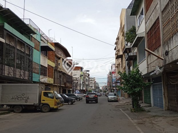 Area Strategis! Disewakan Ruko Lokasi Medan Kota, Medan Cocok untuk Bisnis Area Strategis! Disewakan Ruko Lokasi Medan Kota, Medan Cocok untuk Bisnis