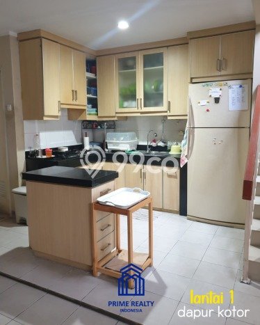 Hunian Elit LB 255m2 Siap Huni Desain Elegan di Bintaro, Tangerang Selatan Hunian Elit LB 255m2 Siap Huni Desain Elegan di Bintaro, Tangerang Selatan