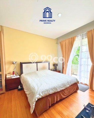 Hunian Elit LB 350m2 Siap Pakai Desain Elegan di Bintaro, Tangerang Selatan Hunian Elit LB 350m2 Siap Pakai Desain Elegan di Bintaro, Tangerang Selatan