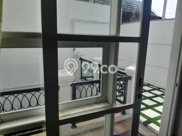 Rumah Luas Asri 5 KT Siap Pakai di Cikutra Bandung Rumah Luas Asri 5 KT Siap Pakai di Cikutra Bandung