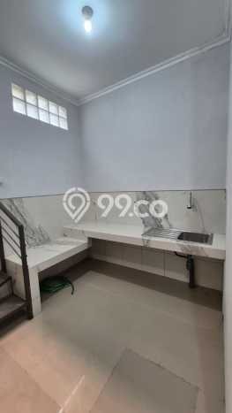 Lokasi strategis! Rumah siap huni disewakan di Batununggal LB 100m2 Lokasi strategis! Rumah siap huni disewakan di Batununggal LB 100m2
