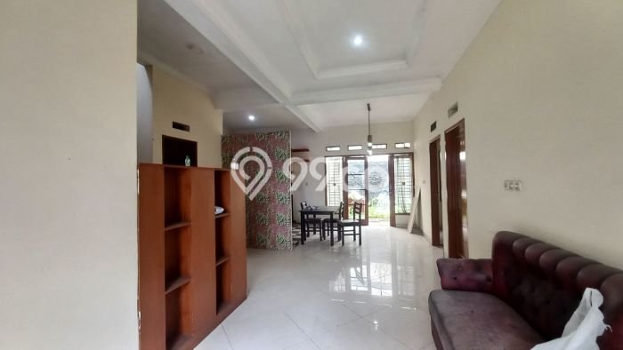 Disewakan Rumah Harga Terjangkau di Bandung Kota Bandung dengan 4 Kamar Tidur Disewakan Rumah Harga Terjangkau di Bandung Kota Bandung dengan 4 Kamar Tidur