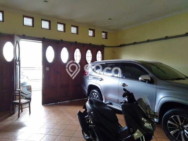 For Sale! Luxury House LT 306m2 Desain Modern di Taman Kopo Indah For Sale! Luxury House LT 306m2 Desain Modern di Taman Kopo Indah