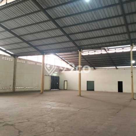 Gudang untuk Disewa di Pusat Bandung Luas Bangunan 2484m2 Gudang untuk Disewa di Pusat Bandung Luas Bangunan 2484m2