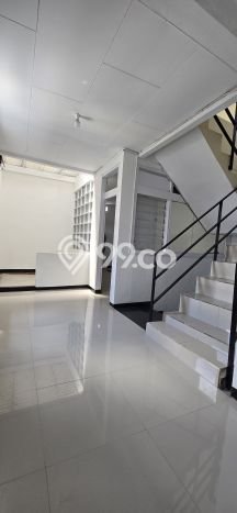 Disewakan Ruko di Kawasan Ramai Buah Batu Luas 250m2 Disewakan Ruko di Kawasan Ramai Buah Batu Luas 250m2