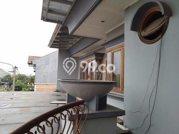 For Sale! Luxury House LT 306m2 Desain Modern di Taman Kopo Indah For Sale! Luxury House LT 306m2 Desain Modern di Taman Kopo Indah