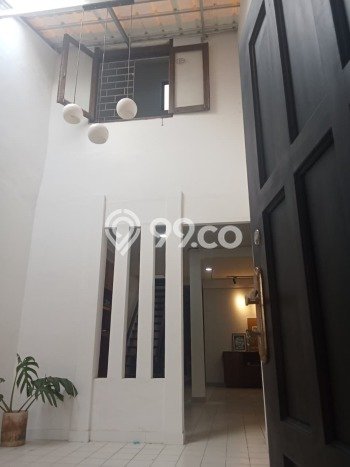 Disewakan! Rumah 3 Kamar Tidur &
2 Kamar Mandi di Ciateul, Bandung Disewakan! Rumah 3 Kamar Tidur &
2 Kamar Mandi di Ciateul, Bandung