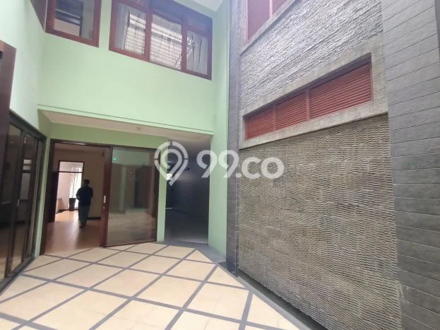 Disewakan! Rumah 4 Kamar Tidur &
3 Kamar Mandi di Bandung Utara, Bandung Disewakan! Rumah 4 Kamar Tidur &
3 Kamar Mandi di Bandung Utara, Bandung