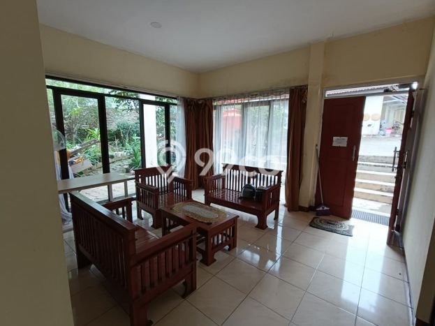 Dijual Rumah Kost di Jatinangor, Bandung, 30 KT, 25 KM, Bangunan 600m2 Dijual Rumah Kost di Jatinangor, Bandung, 30 KT, 25 KM, Bangunan 600m2
