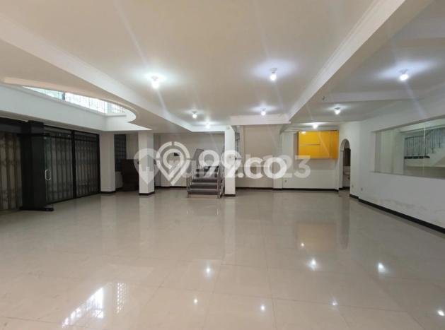 LOKASI STRATEGIS! Komersial di Pasir Kaliki, Luas 378m2m², Kawasan Ramai, Siap Bisnis LOKASI STRATEGIS! Komersial di Pasir Kaliki, Luas 378m2m², Kawasan Ramai, Siap Bisnis