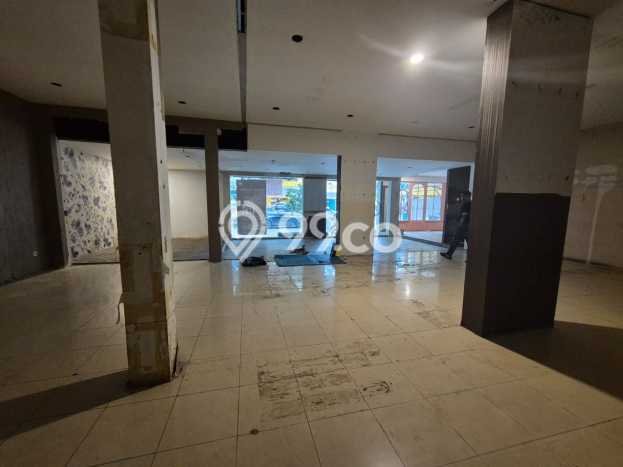 Komersial Disewa di Sukajadi, Bandung, LT 900m2 / LB 350m2 Komersial Disewa di Sukajadi, Bandung, LT 900m2 / LB 350m2