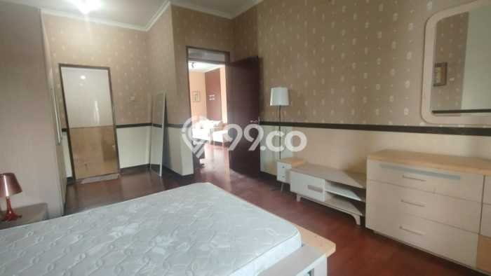 Rumah Sewa Bandung LT 300m2 LB 259m2 Area Kota Baru Parahyangan Rumah Sewa Bandung LT 300m2 LB 259m2 Area Kota Baru Parahyangan