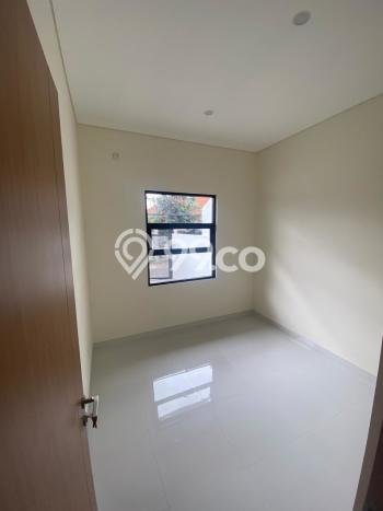 Rumah Luas Asri 3 KT Siap Pakai di Kopo Permai Bandung Rumah Luas Asri 3 KT Siap Pakai di Kopo Permai Bandung